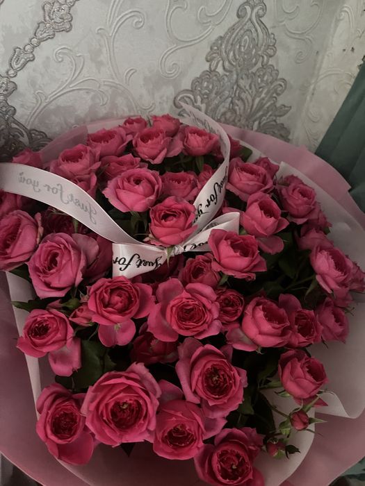 Розы цветы срочно продам