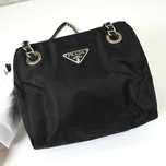 Prada страхотна дамска чанта