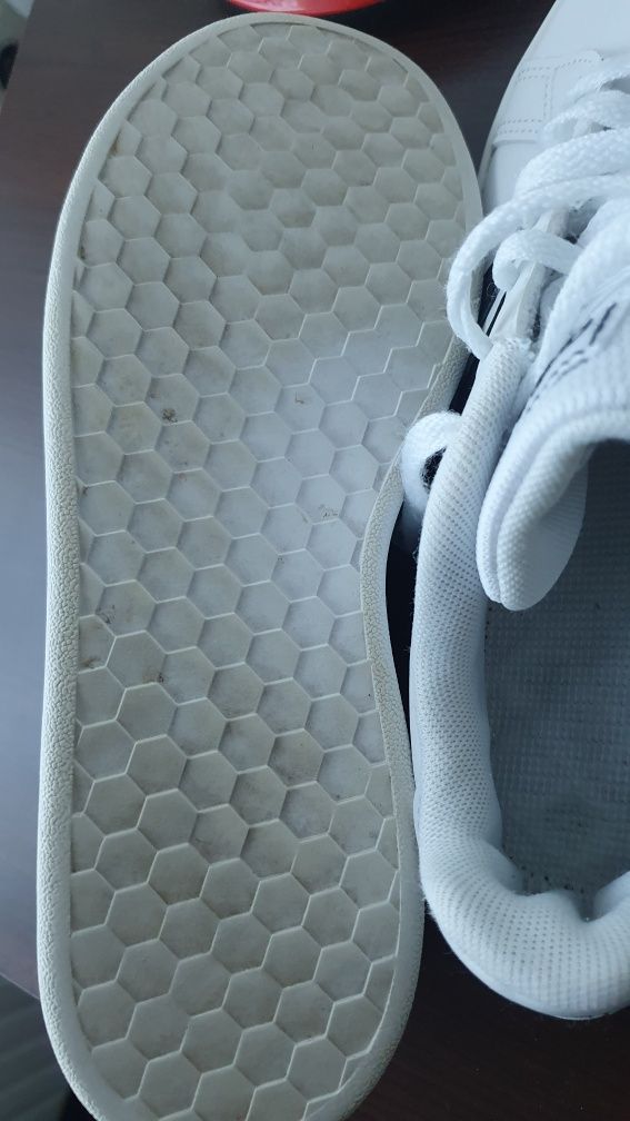 Маратонки "adidas", естествена кожа, номер 35