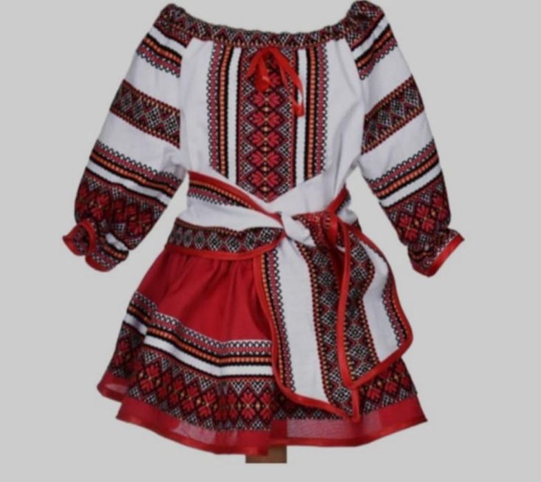 Vând costum popular, mărimea 1-2 ani