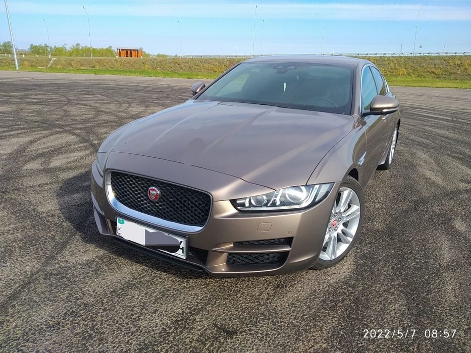 Продам Jaguar XE