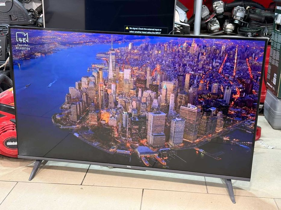 Телевизор TCL – 43" 4K UHD • Smart TV