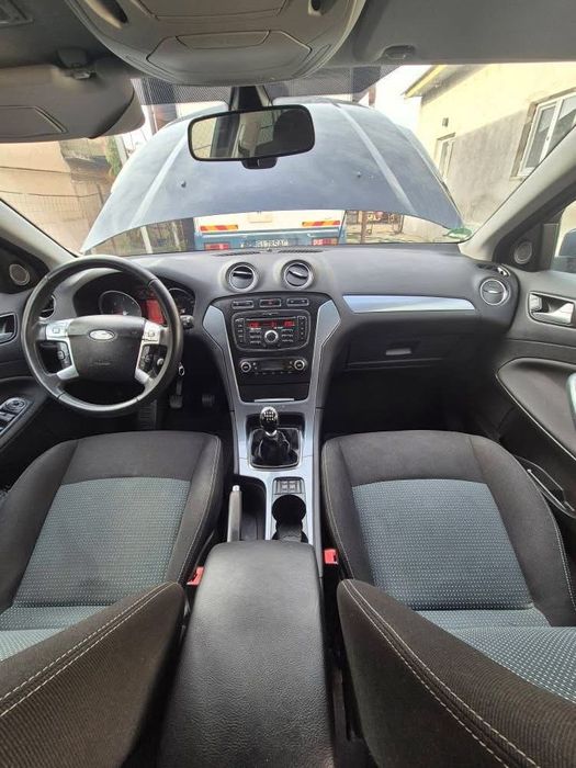 Vând/ Schimb ford mondeo mk4 2011 motor 1.6 d  115 cp