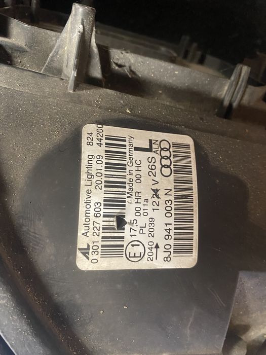 Фарове за Audi TT ляв и десен