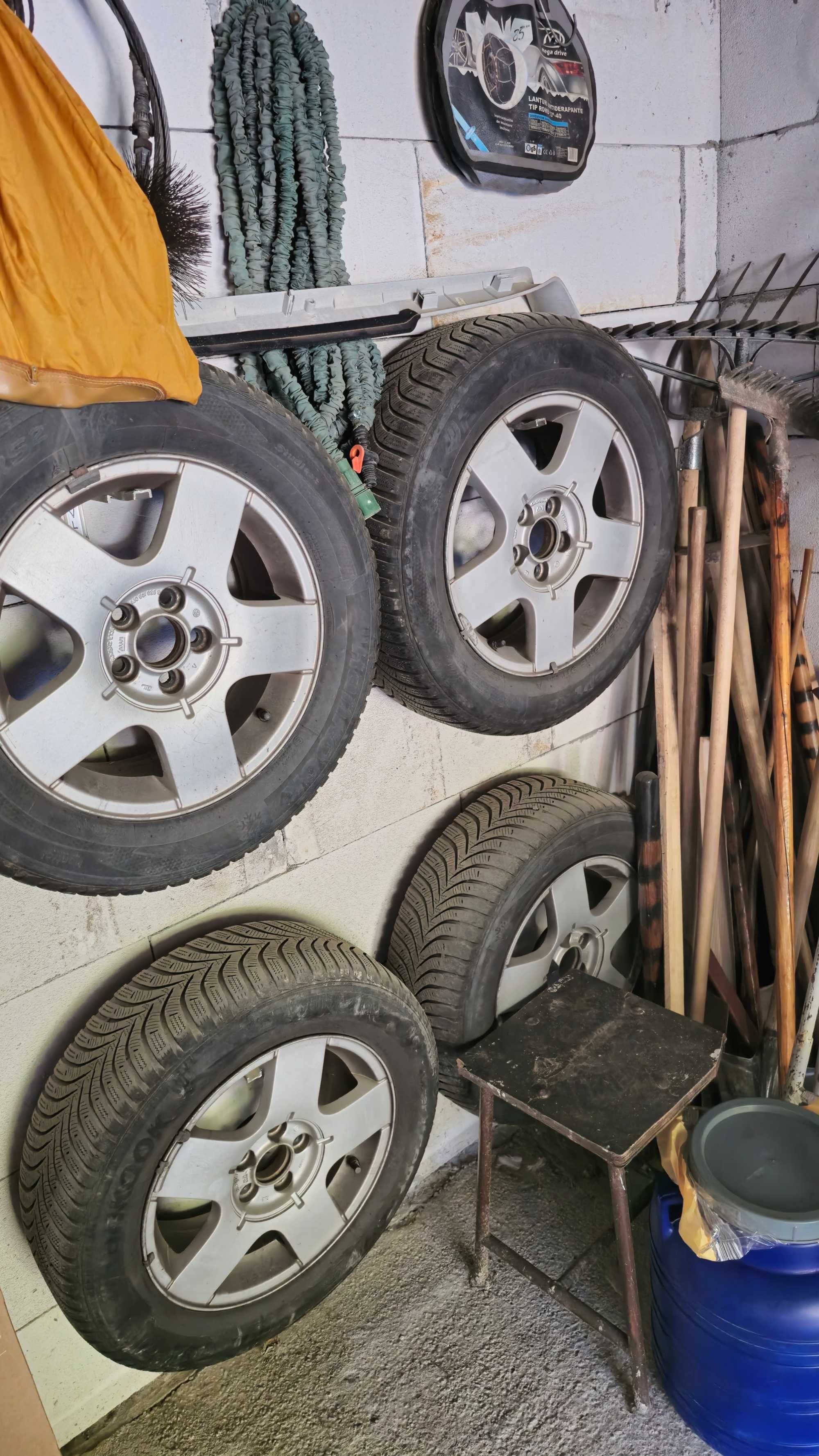 Vand set cauciucuri cu geanta golf 4