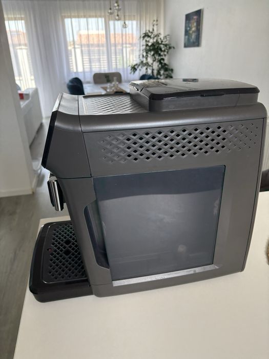 Expressor automat Philips seria 1200 -1,8 L - 15 bar
