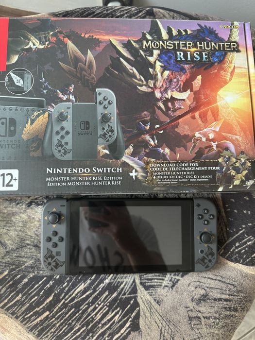 Nintendo Switch Monster hunter limited  edition