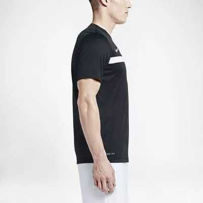НОВА оригинална черна тениска за футбол NIKE Dri-Fit размер L от САЩ