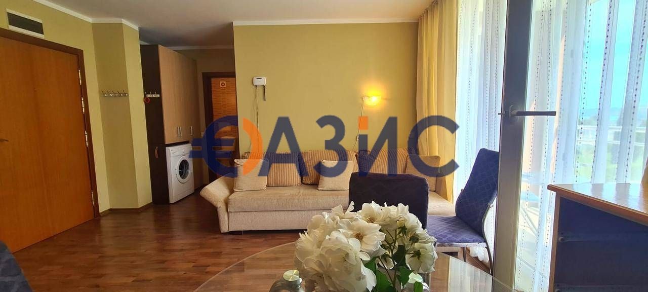 Продава се Тристаен апартамент в Черноморец - 110 кв.м за 882 €/кв.м - Снимка #6