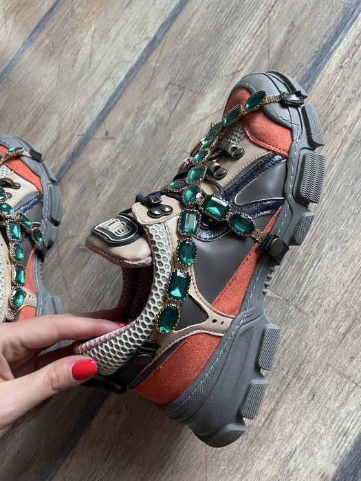 Дамски обувки с камъни Gucci