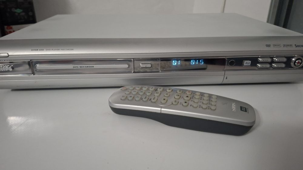Philips DVDR 3355 recorder in stare perfecta de functionare