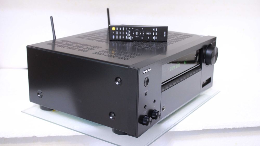 Onkyo Wi-Fi,Bluetooth,Streaming,Usb,Dolby Atmos,700W.