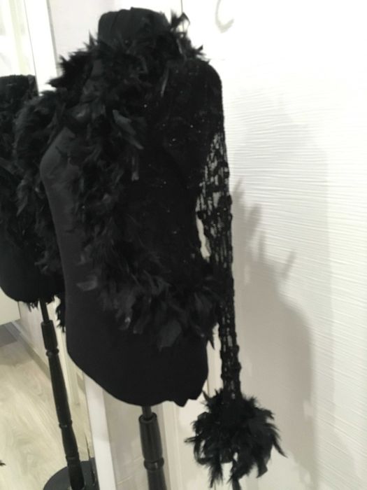 Нестандартна наметка лебедови пера S