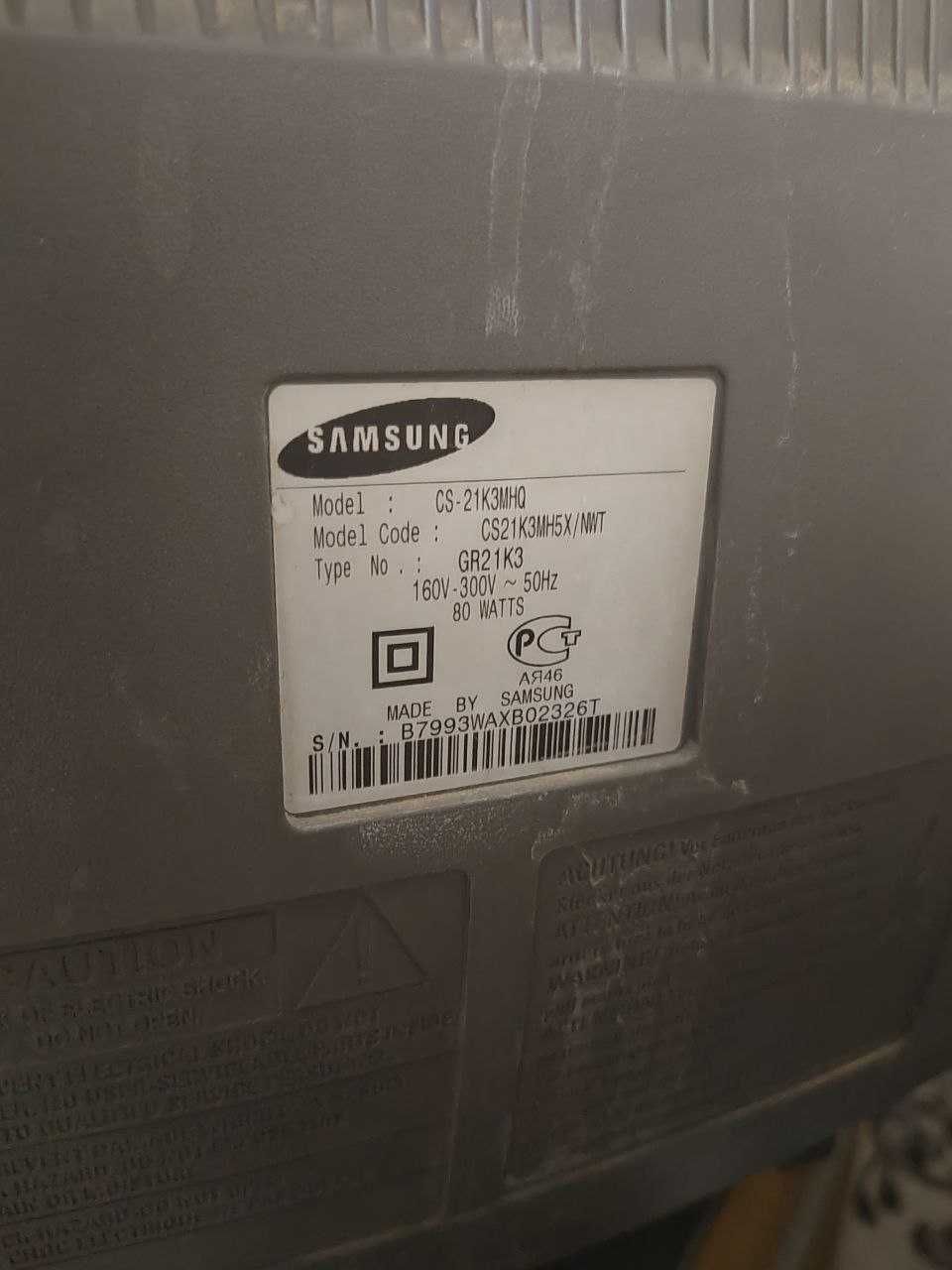 Телевизор Samsung CS-21K3MHQ  вместе с подставкой
