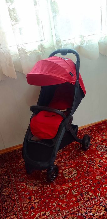 Коляска чемодан лёгкая