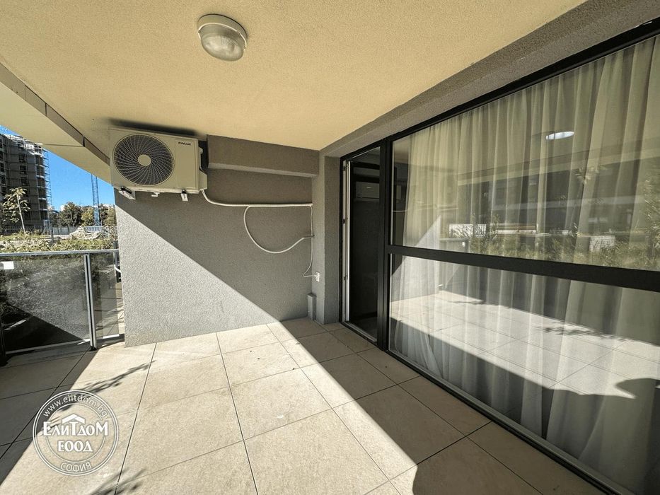 Огромен двустаен апартамент под наем в комплекс Garden Residence,София