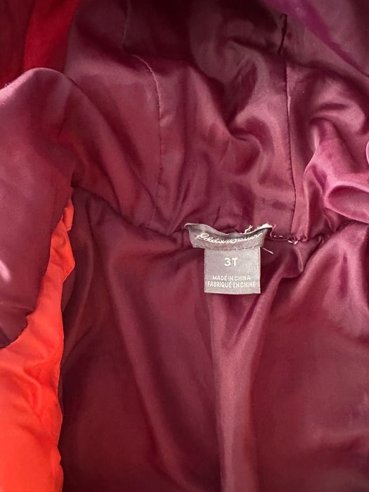 Продам зимнюю куртку для девочки