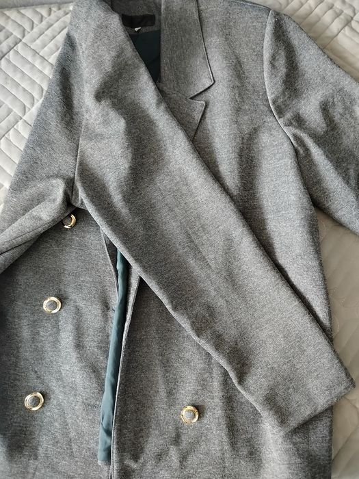 Пиджак с юбкой .