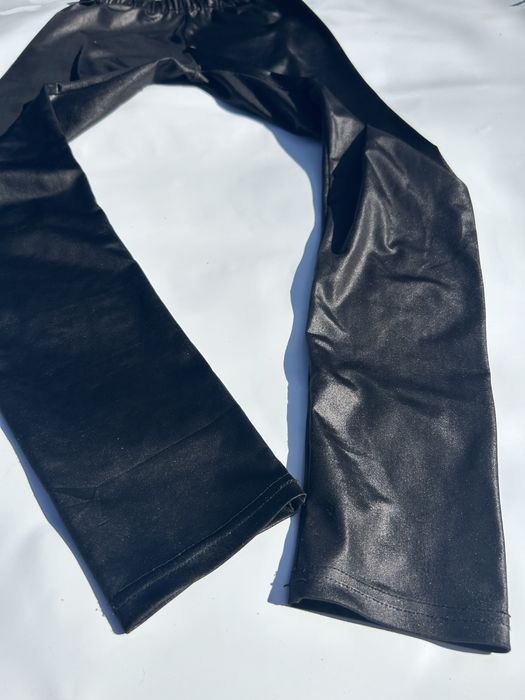 Pantaloni / colanti dama super skinny imitatie piele marime XS / S