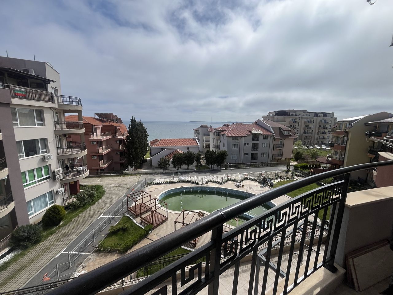 Продава се Едностаен апартамент в к.к. Слънчев бряг - 40 кв.м за 1425 €/кв.м - Снимка #2