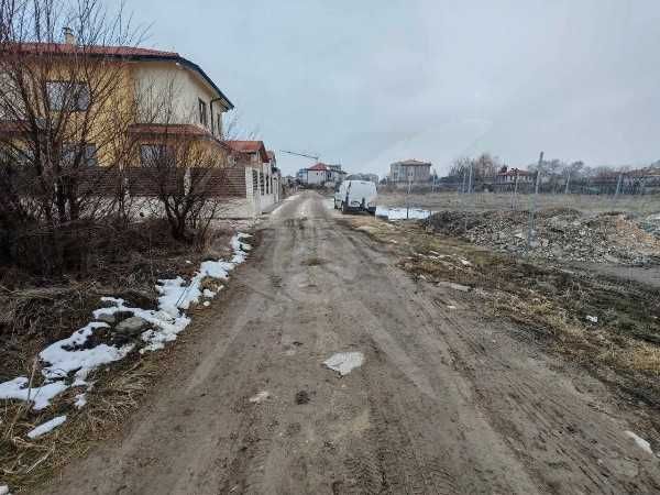 Продава се Парцел в Пловдив, Коматево - 3750 кв.м за 48 €/кв.м - Снимка #1