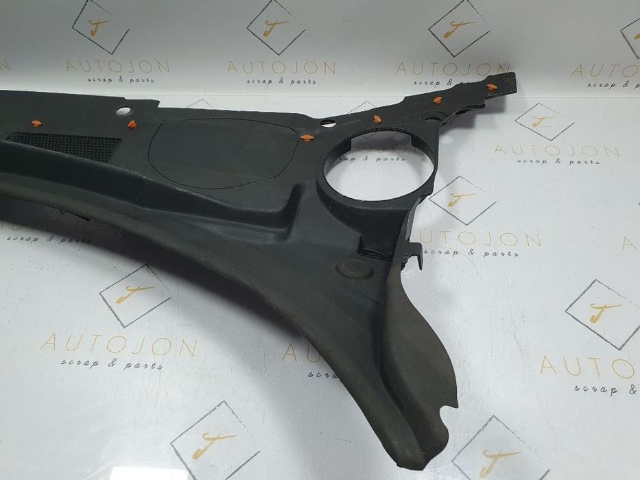 Grila stergator dreapta JAGUAR XF CC9_, X250 2008 - 2015 3.0 D AJV6D  8X23F021B45BP