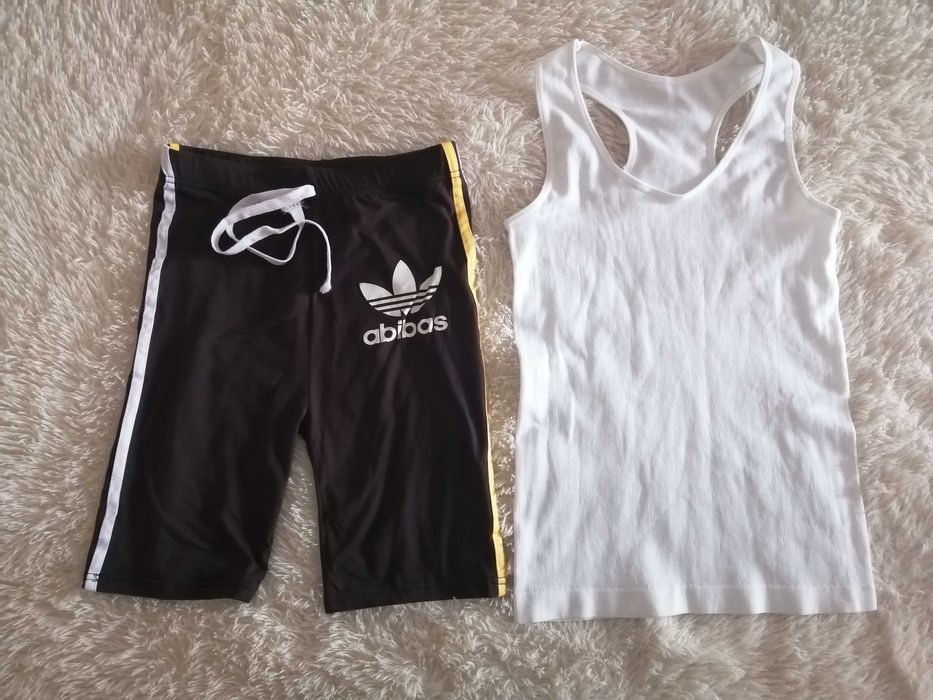 Продам НОВЫЙ костюм размер 42, из 2х вещей (шорты+майка), за 5000тг.