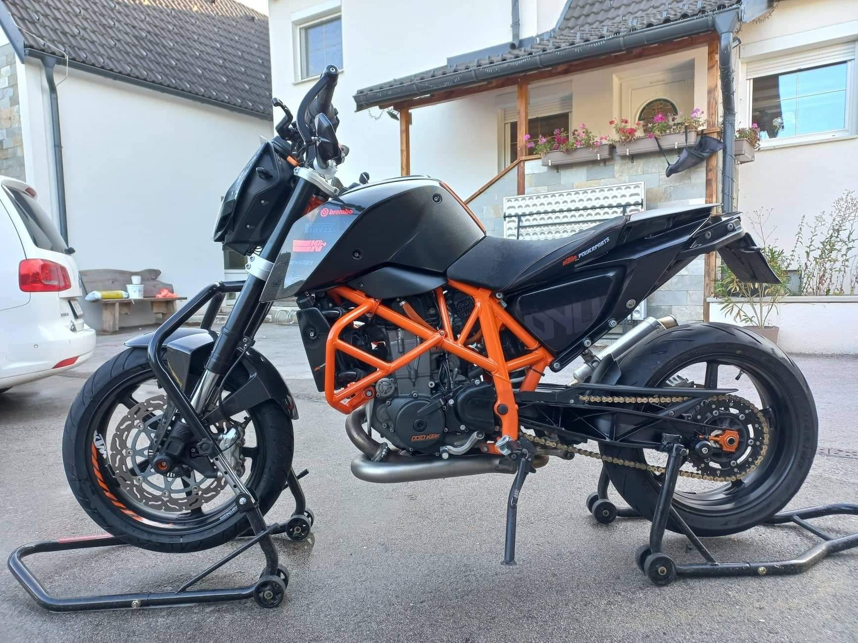 Ktm Duke 690 2012