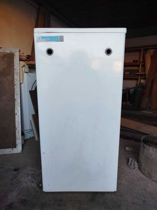 Продаю двухконтурный газовый котел б/у