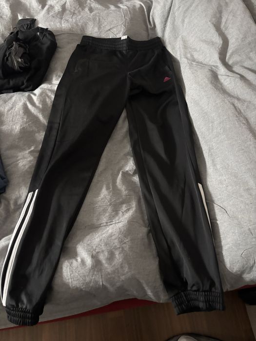 Pantaloni adidas 13-14 ani sau marime s