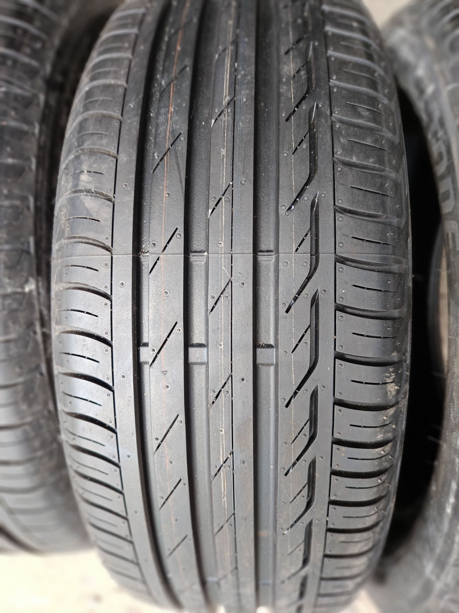 Като нови -16цола-205/55-1бр.-90лв."BRIDGESTONE"-летни