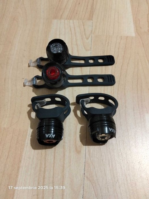 Set lumini bicicletă AXA