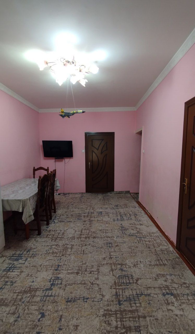 Продается Своя квартира на Юнусабад-12, 50 м², 2/4/4
