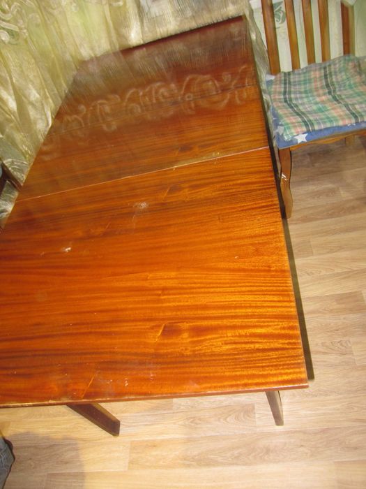 Продам стол трансформер(книжка)