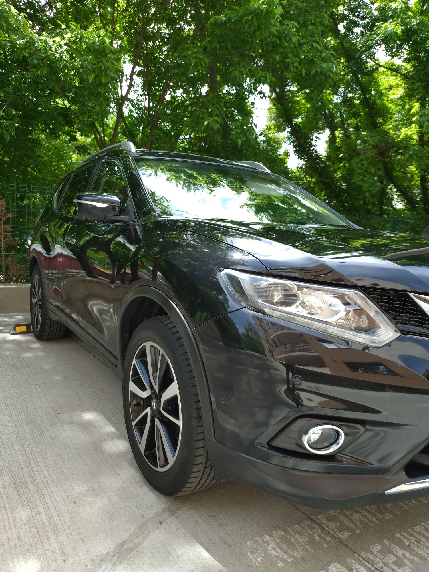 Nissan Xtrail  1.6 D unic proprietar. 2 rânduri de roti