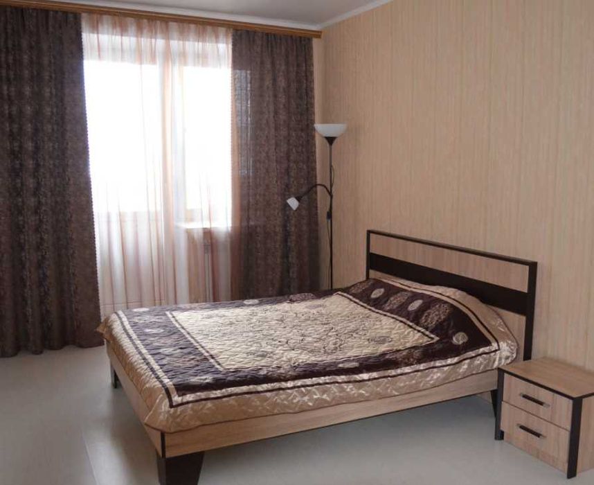 Дава се под наем Едностаен апартамент в Пловдив, Южен - 45 кв.м за 204 € - Снимка #1