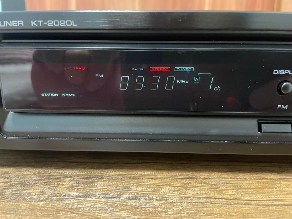 Kenwood KT-2020L Stereo Tuner FM/AM