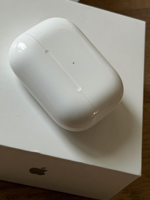 Airpods Pro 2 made in Vietnam