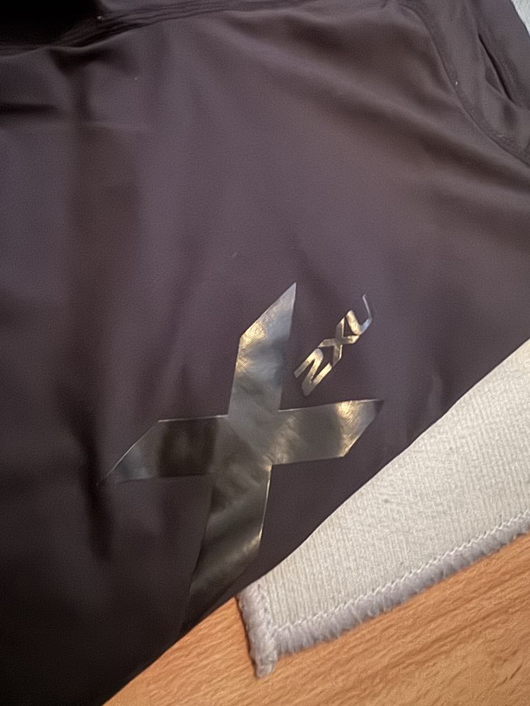 Дамски спортен клин 2XU