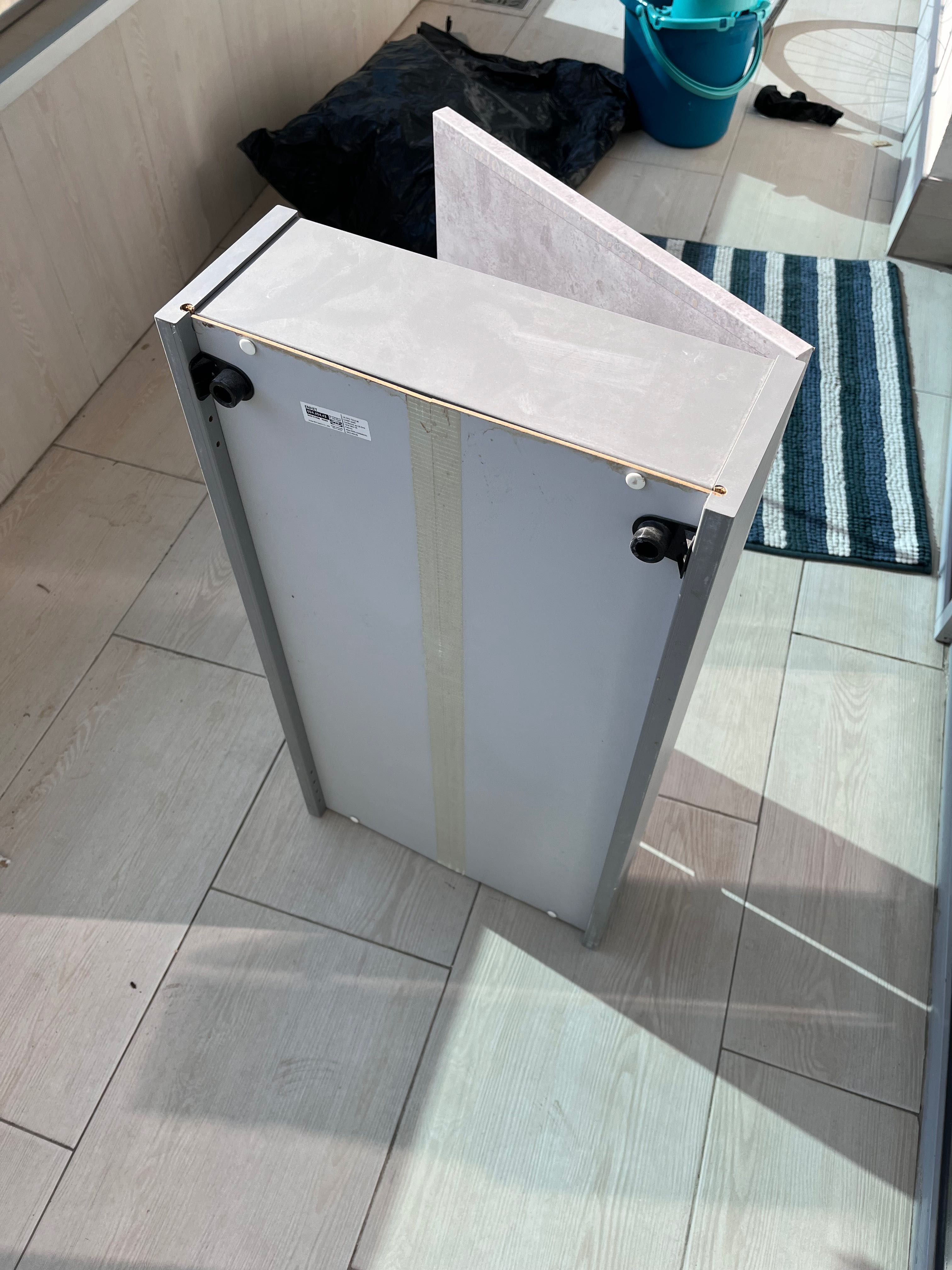 Dulap suspendat  baie ikea