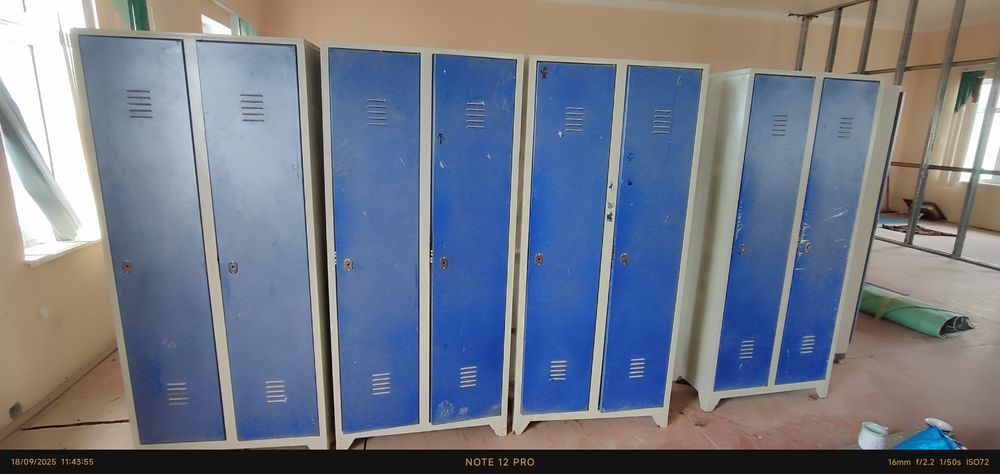 Temir shkaflar. Sifati a'lo darajada. Yangidek boʻlib turibdi.