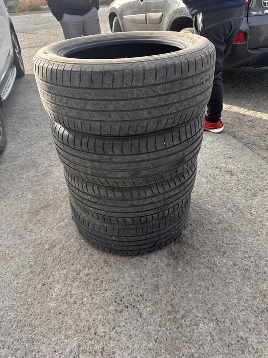 Продается 215/55 r17 Летние шины Triangle EffeX Sport