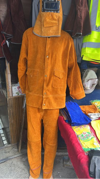 Сварочный форма кожаный