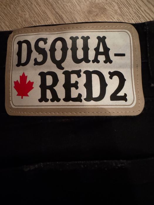 Намаление:Dsquared2-Оригинални мъжки дънки Л размер/52