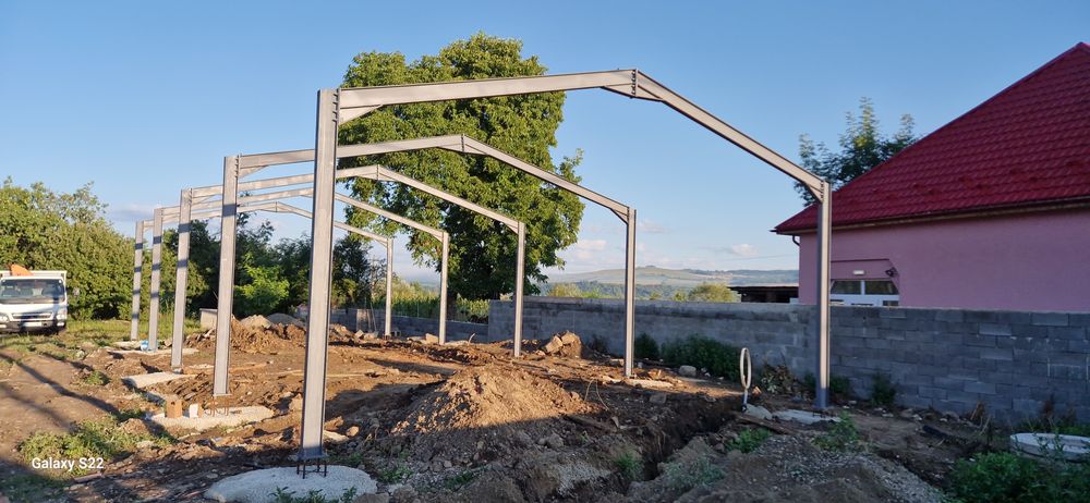 Vând hală metalica 10x20x4