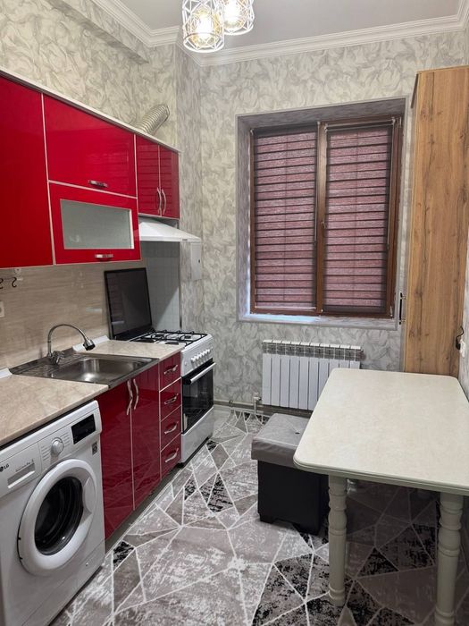 Vagzal Isloxat Qizil dom 1 xona