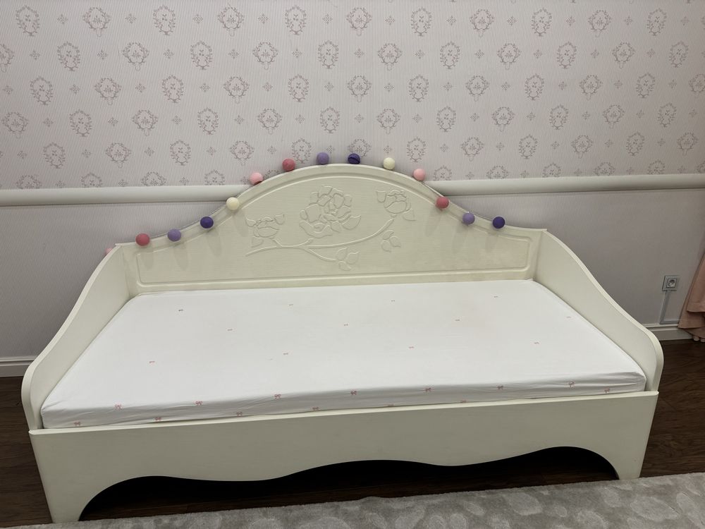 Кровать для ребенка или подростка