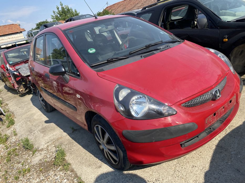 Хонда джаз 1.2 на части