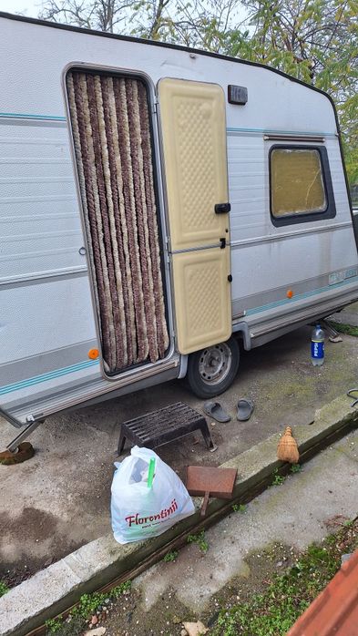 Rulota Caravelair Pentru Piese De Schimb