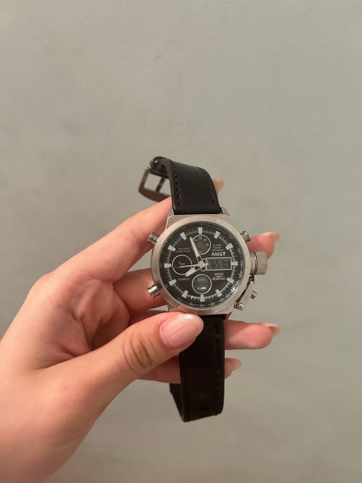Часы Amst кварцевый